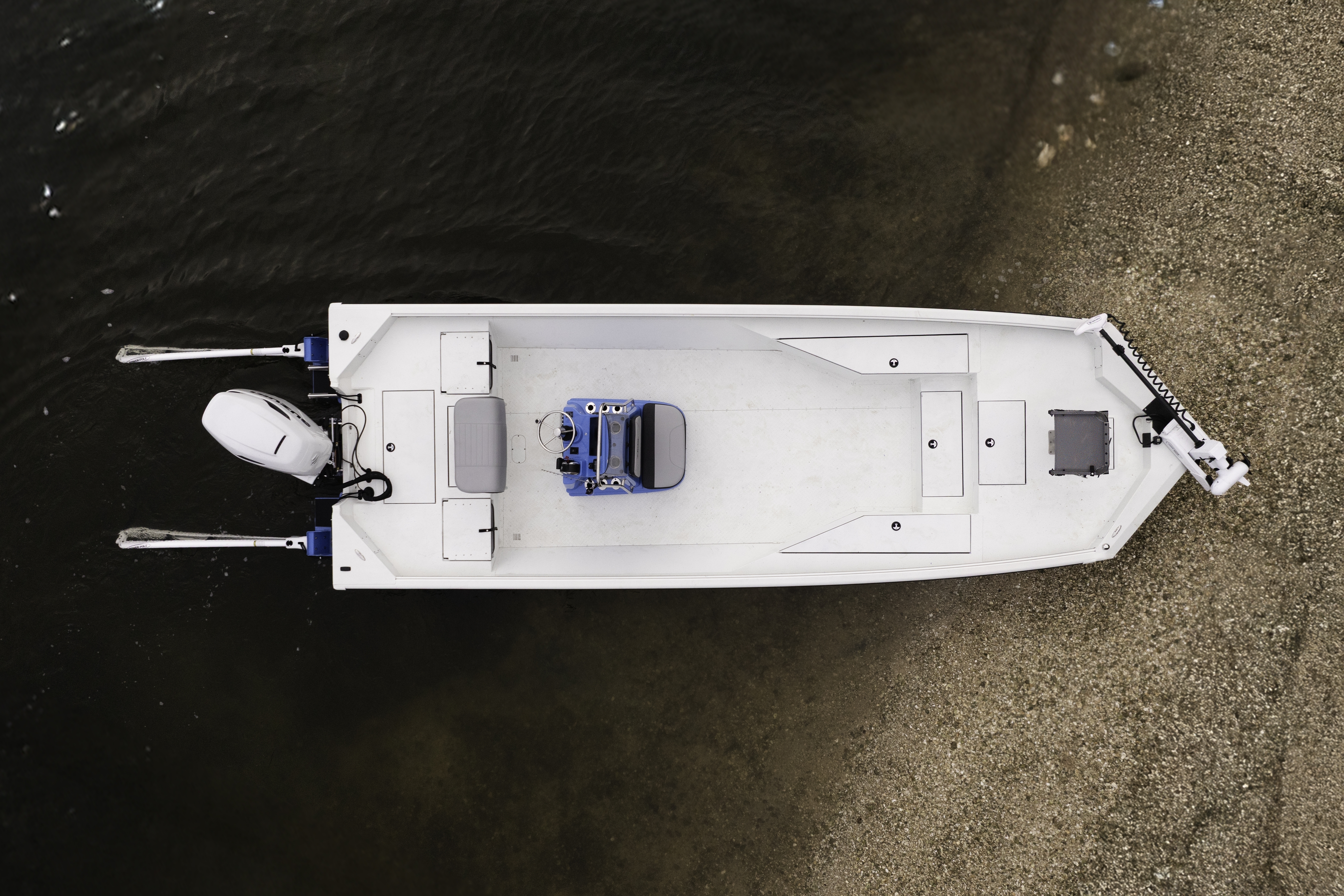 Bay Runner 240